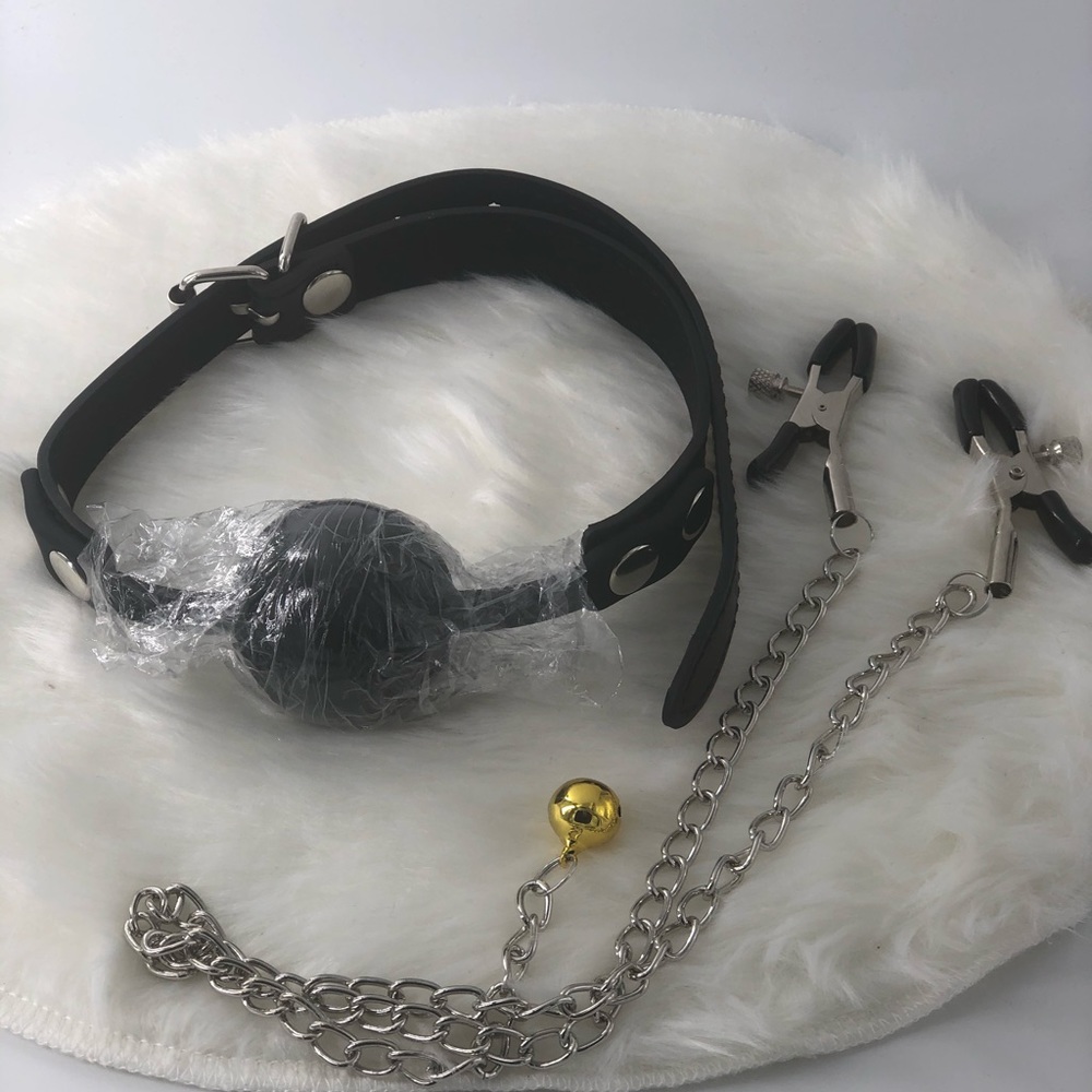 Adjustable collar silicone ball gag and nipple clamps-Unisex